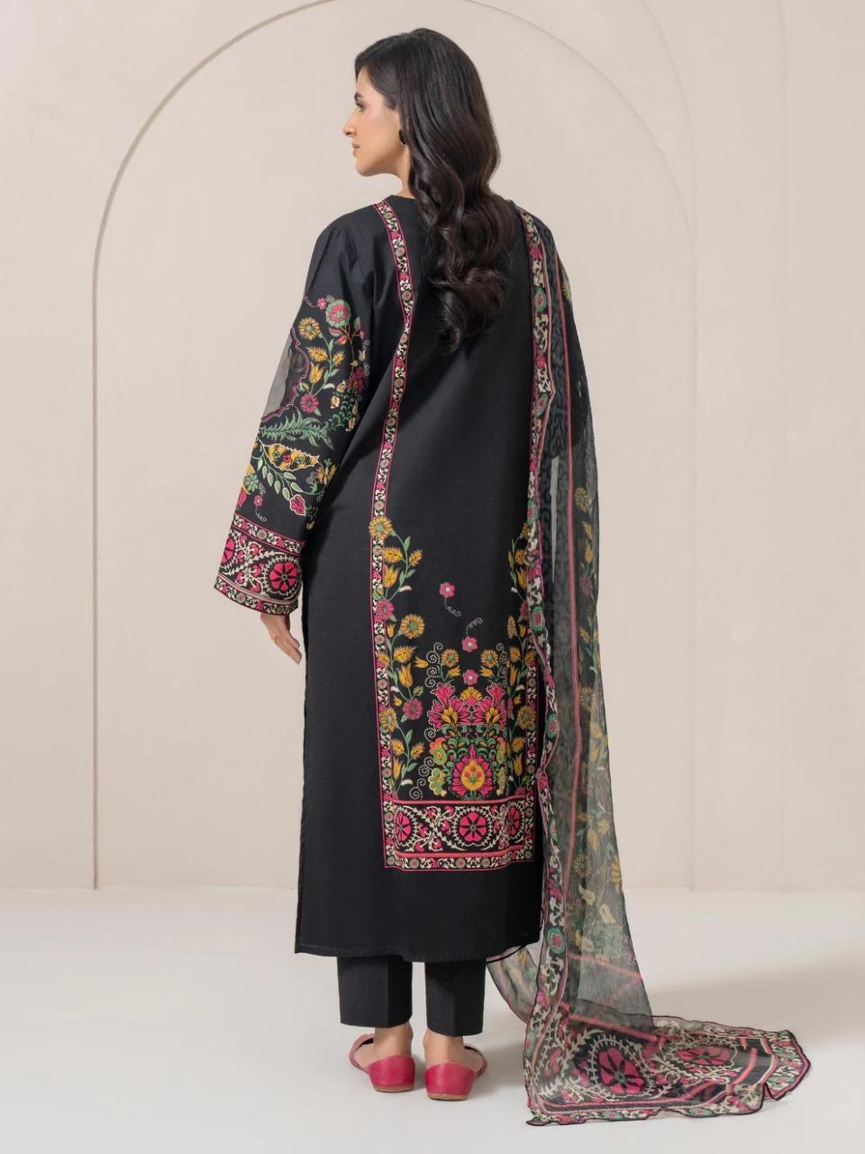 3 Pcs Women's Unstitched Printed Suit